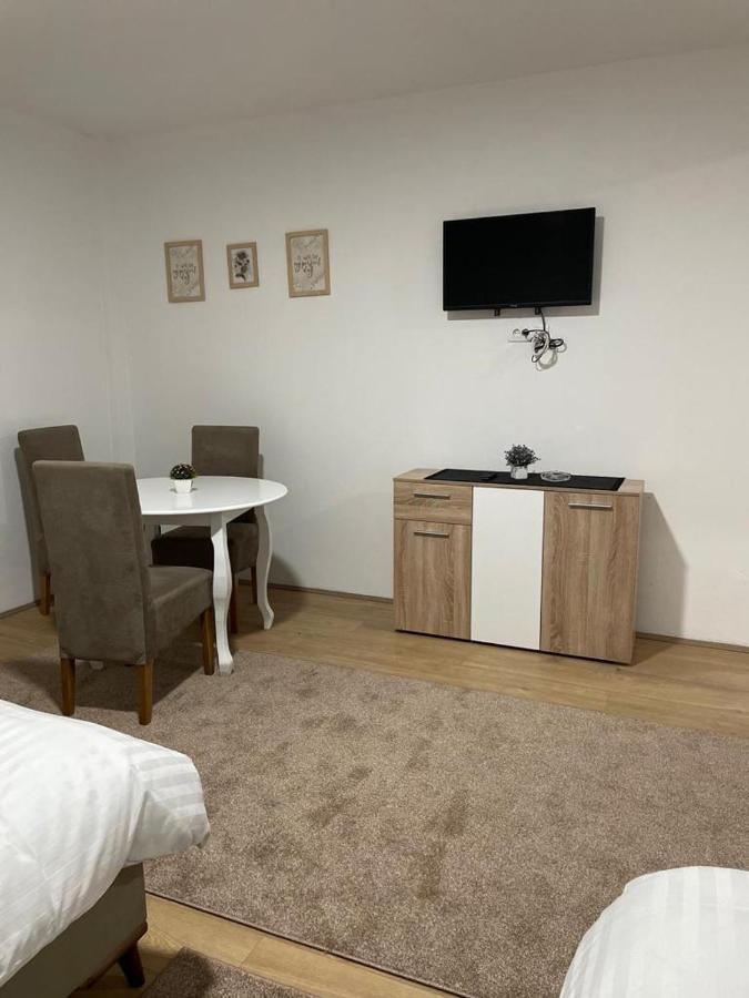 Bed and Breakfast Rivera Club Raska Экстерьер фото